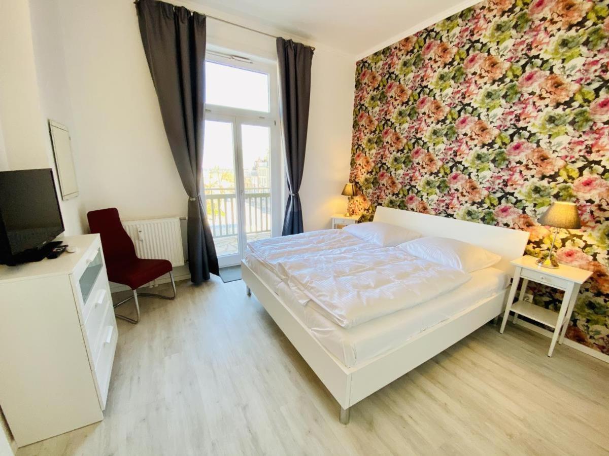 Berringer, Barsch, Direkt An Der Promenade Appartement Rostock Buitenkant foto